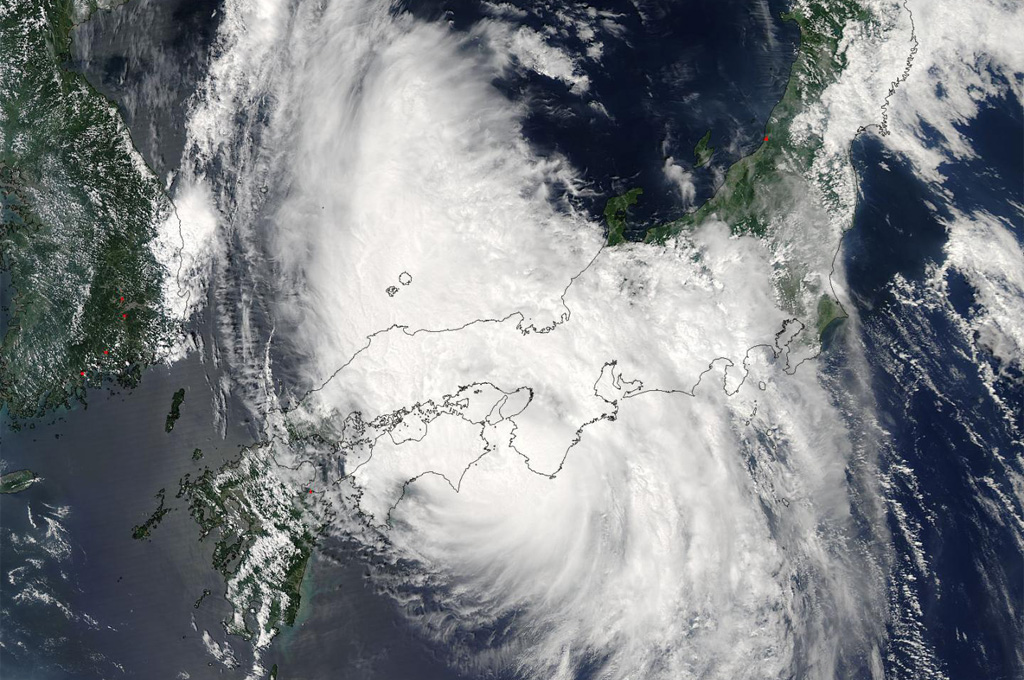 Typhoon Noru satellite picture above Japan