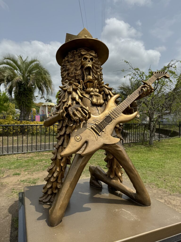 Bronze Brook statue in Kumamoto